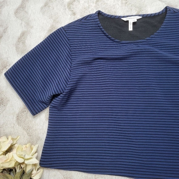 BCBGeneration Navy Combo Black Boxy Top Size M/L Ruffle Skirt Size 10 Set - Picture 4 of 13